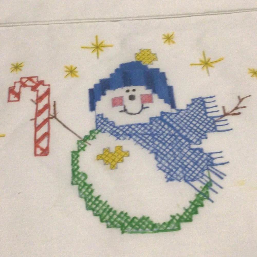 White Snowman Cross-Stitch Pillowcase Set - Festive Holiday Bedding